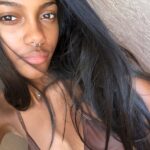 Métisse soumise pour homme directif fréquemment disponible